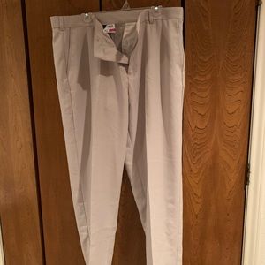 IZOD Men’s Dress Pants Size 40x32